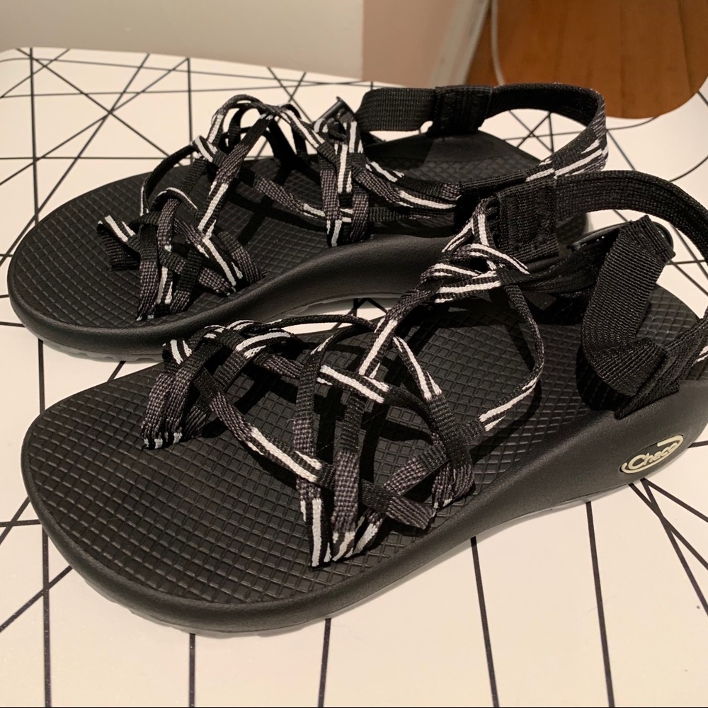 NEW Black Chaco Sandals